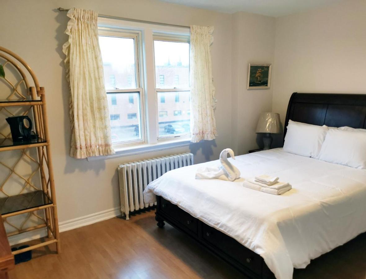 Apartamento Cozy Private Rm Heart Of North York Free Parking Full Kitchen Close To Downtown Toronto Exterior foto