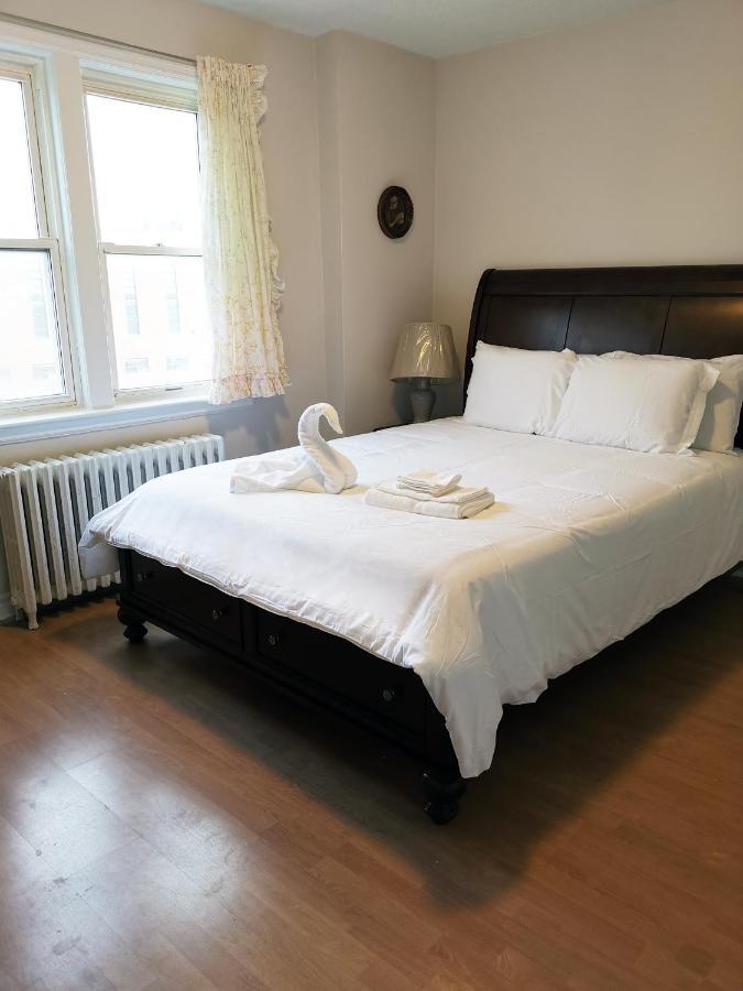 Apartamento Cozy Private Rm Heart Of North York Free Parking Full Kitchen Close To Downtown Toronto Exterior foto